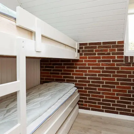 Three-bedroom Holiday In Ringkobing 9 * Søndervig