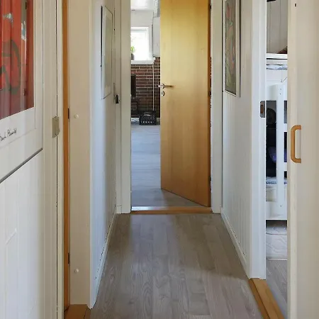 Three-bedroom Holiday In Ringkobing 9 Søndervig
